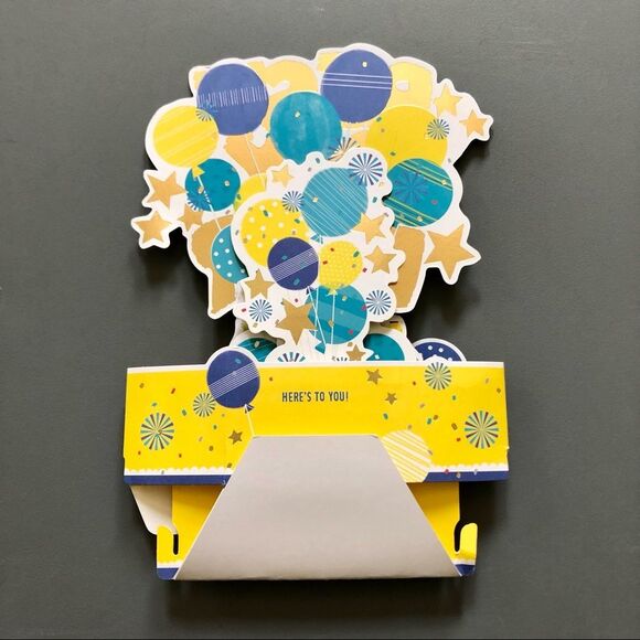 Hallmark Bundle of 3 Pop-Up Paper Wonder Birthday Cards 3D - Picture 3 of 7